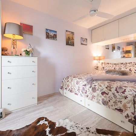 Hartha Apartment Екстериор снимка